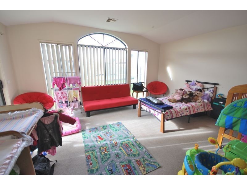 Cranbourne VIC 3977