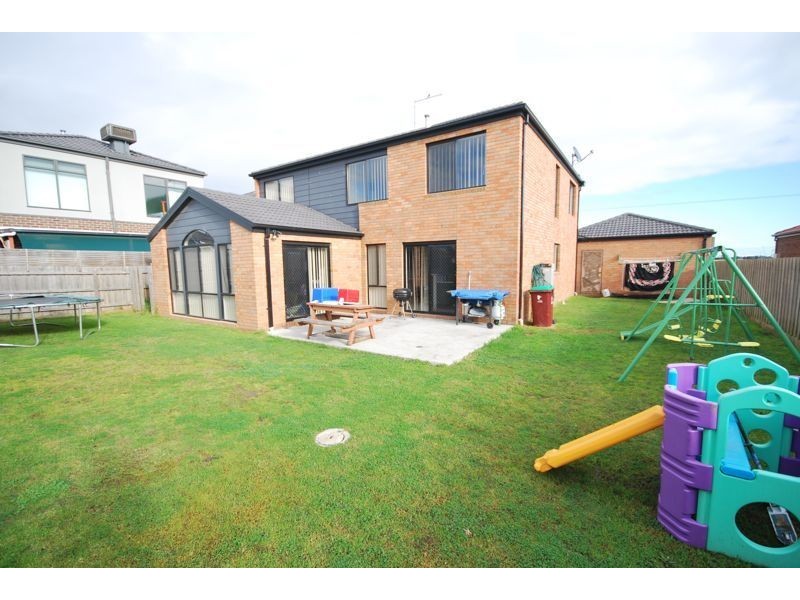 Cranbourne VIC 3977
