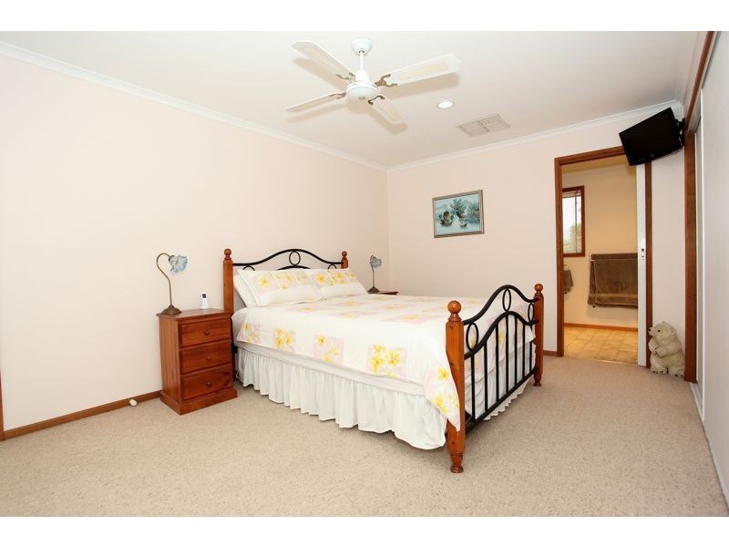 Cranbourne North VIC 3977