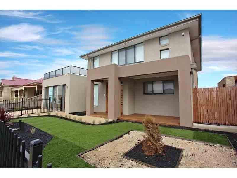 14 Peisley Crescent, Cranbourne VIC 3977