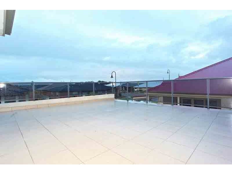 14 Peisley Crescent, Cranbourne VIC 3977