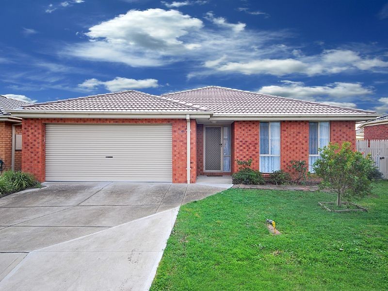 7 Fouz Mews, Cranbourne VIC 3977