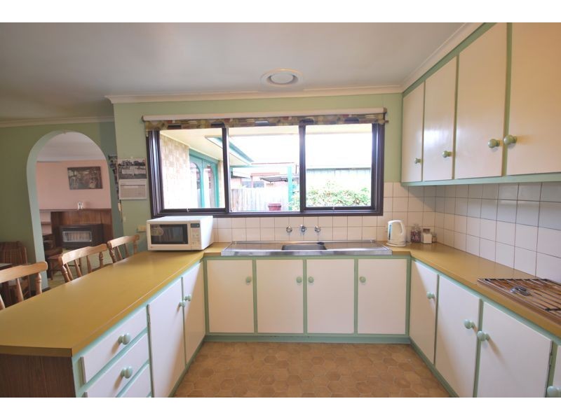 64 Cochrane Street, Cranbourne VIC 3977