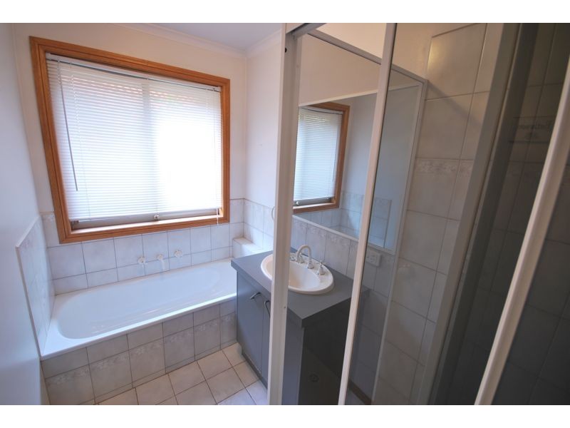 Cranbourne North VIC 3977