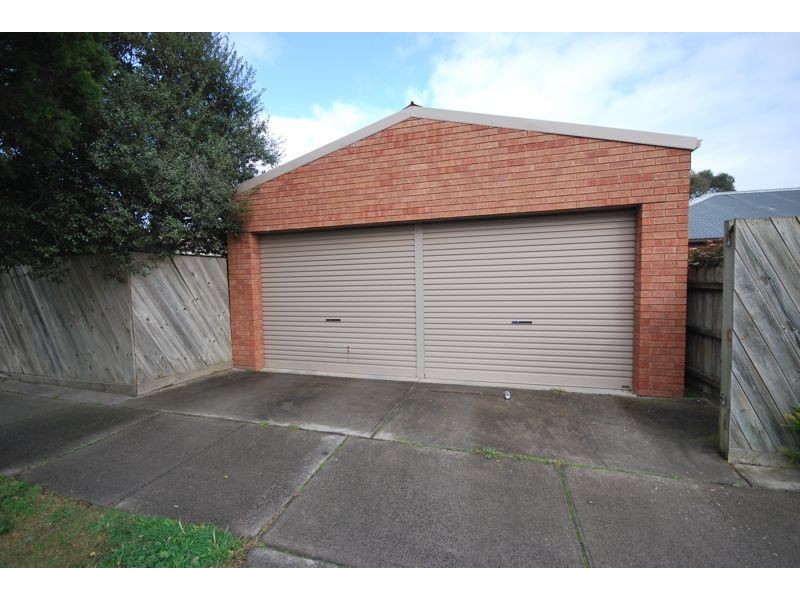 Cranbourne North VIC 3977