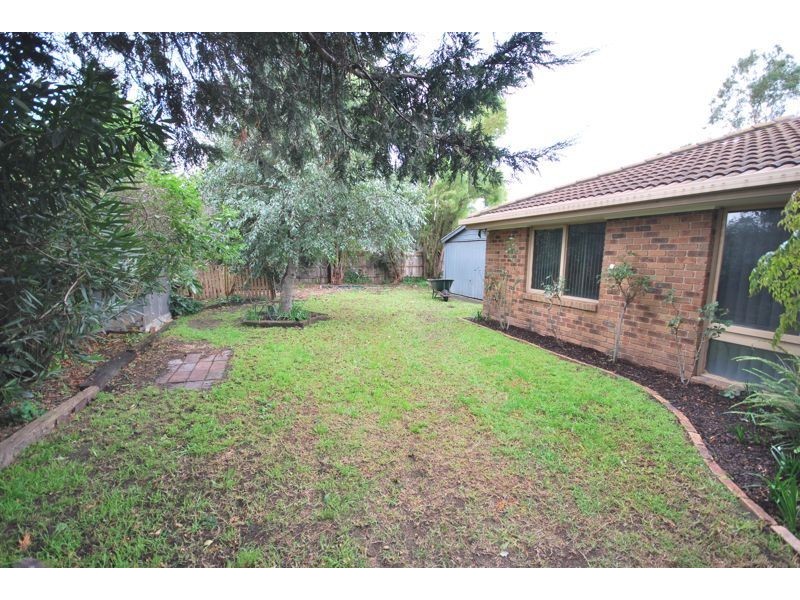 30 Hoysted Avenue, Cranbourne North VIC 3977