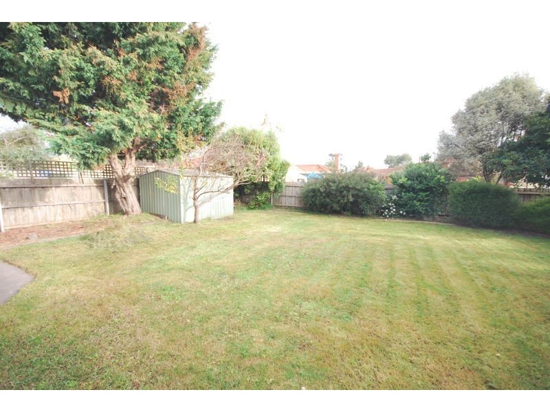 Cranbourne North VIC 3977