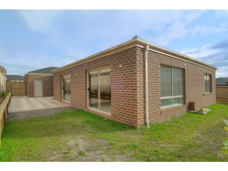 Cranbourne North VIC 3977