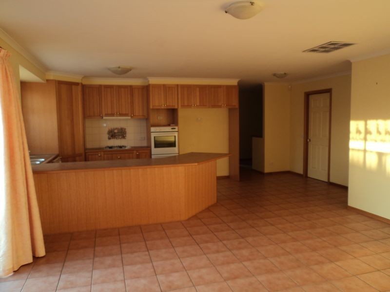 5 Marley Mews, Cranbourne VIC 3977