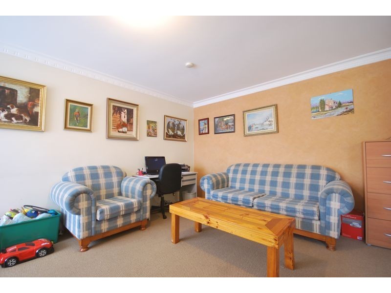 21 Bruce Street, Cranbourne VIC 3977