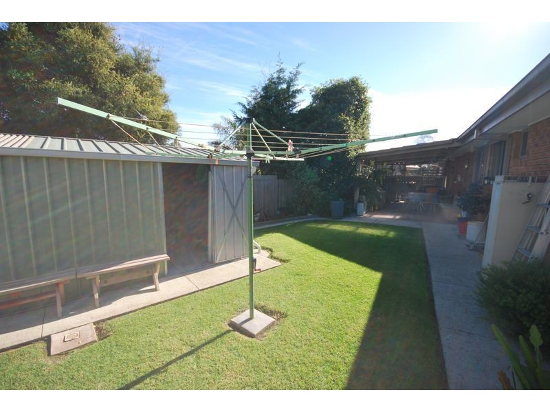 29 Frances Crescent, Cranbourne North VIC 3977