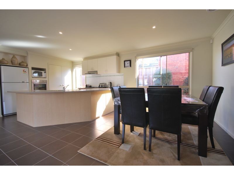 Cranbourne North VIC 3977