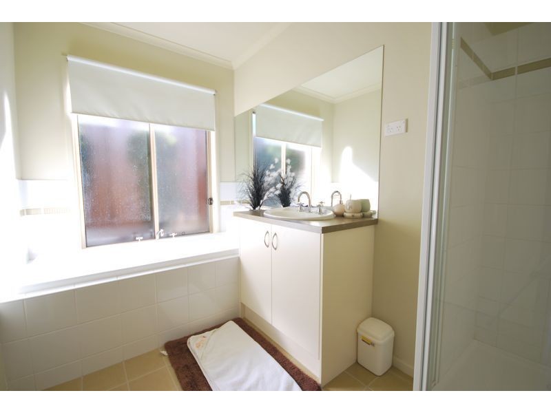 Cranbourne North VIC 3977