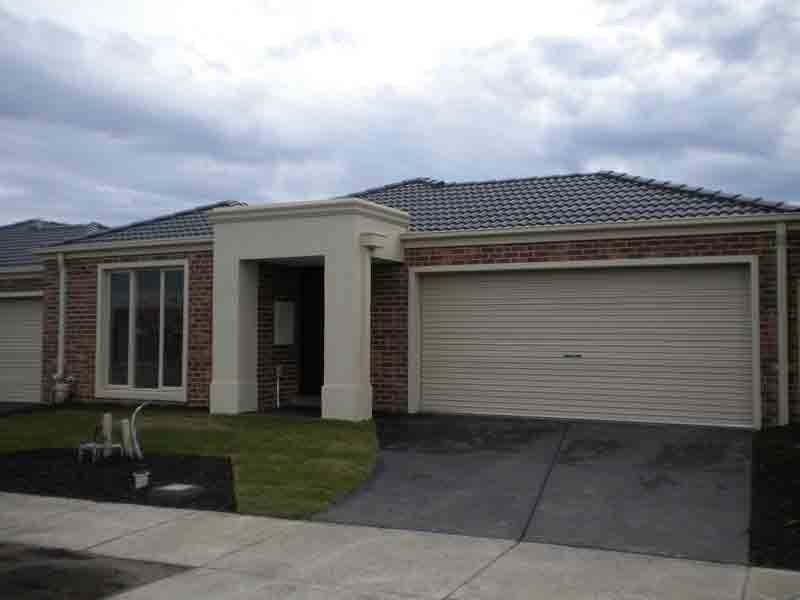 29 Evesham Street, Cranbourne North VIC 3977