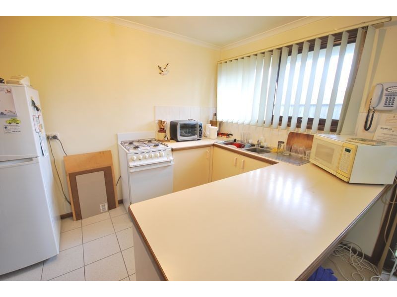 2/28 Hotham Street, Cranbourne VIC 3977