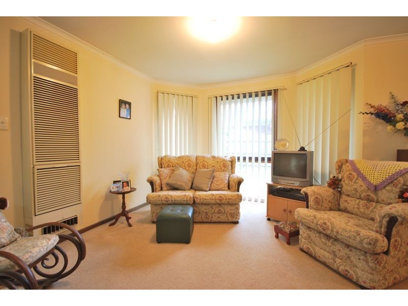 2/28 Hotham Street, Cranbourne VIC 3977
