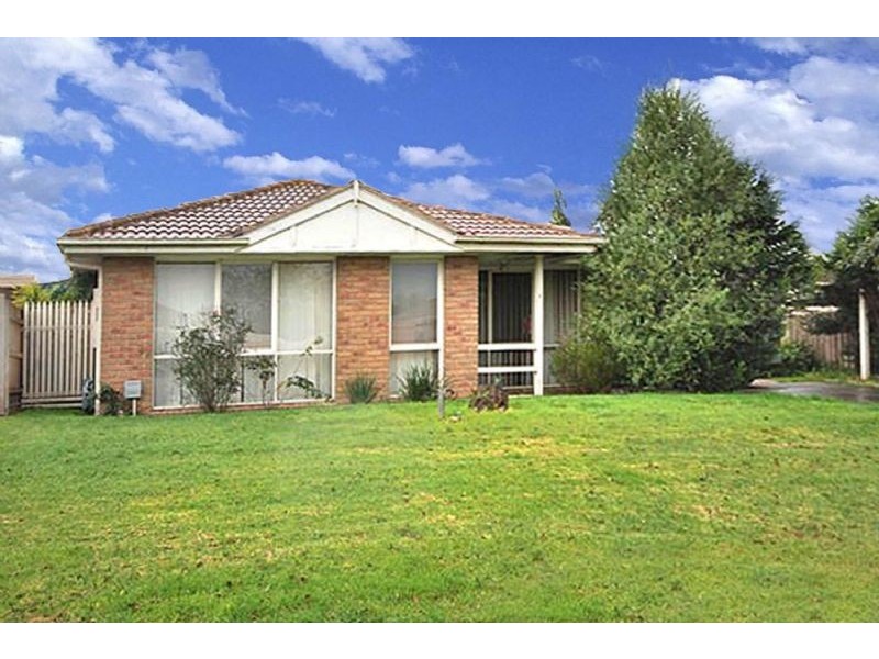 3 Annand Close, Cranbourne West VIC 3977