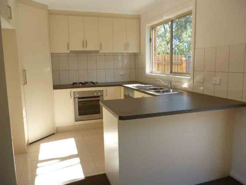 2/5 Thanos Court, Hampton Park VIC 3976