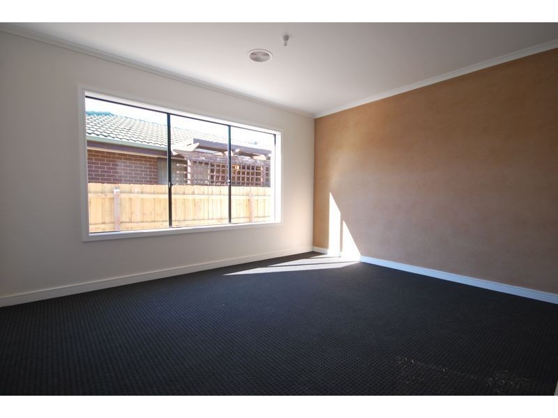 Cranbourne VIC 3977