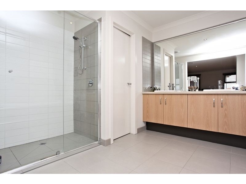 Cranbourne North VIC 3977