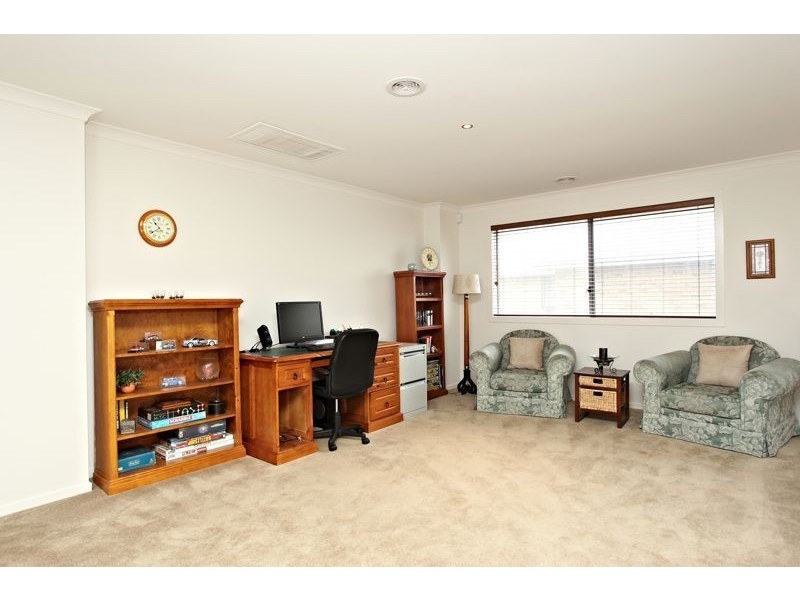 Cranbourne North VIC 3977