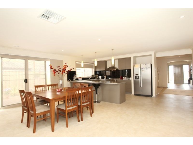 83 Marriott Boulevard, Lyndhurst VIC 3975