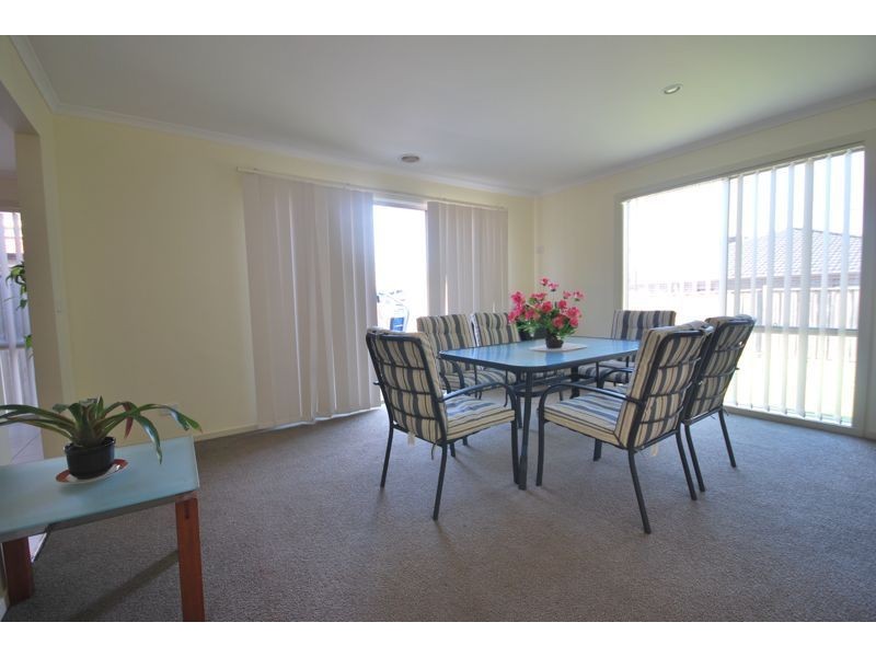 Cranbourne North VIC 3977