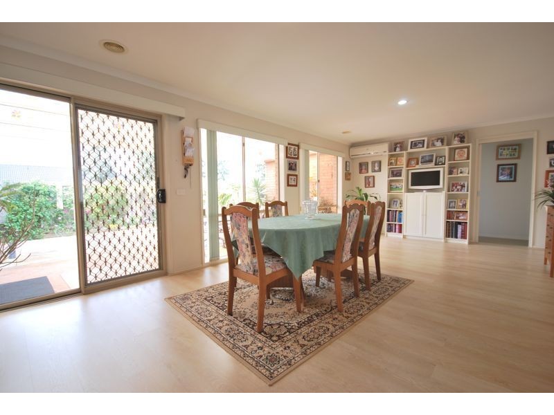 31 Briar Crest Drive, Cranbourne East VIC 3977