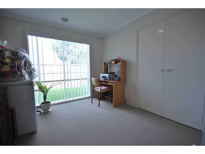 31 Briar Crest Drive, Cranbourne East VIC 3977