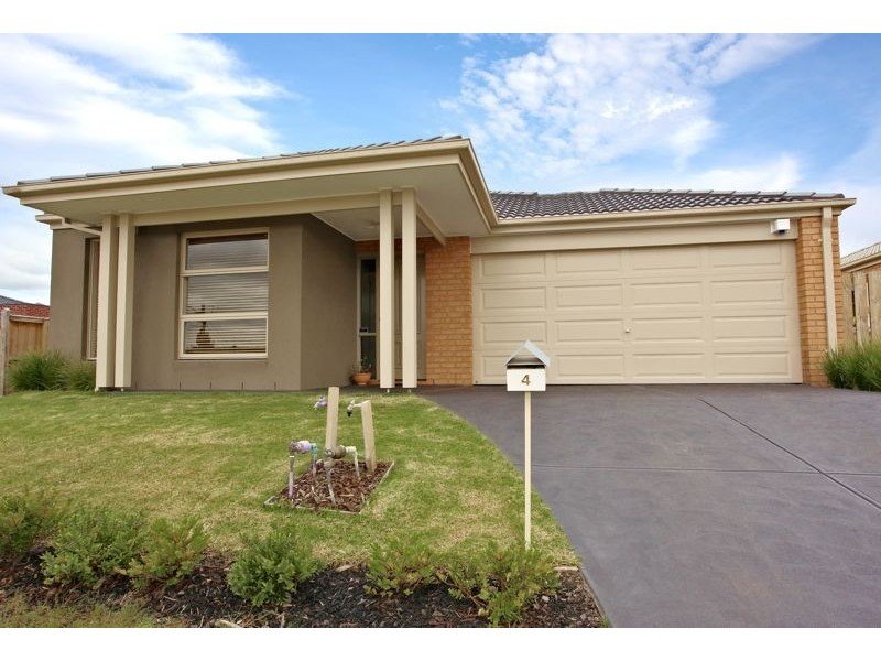 4 Camkerr Place, Lyndhurst VIC 3975