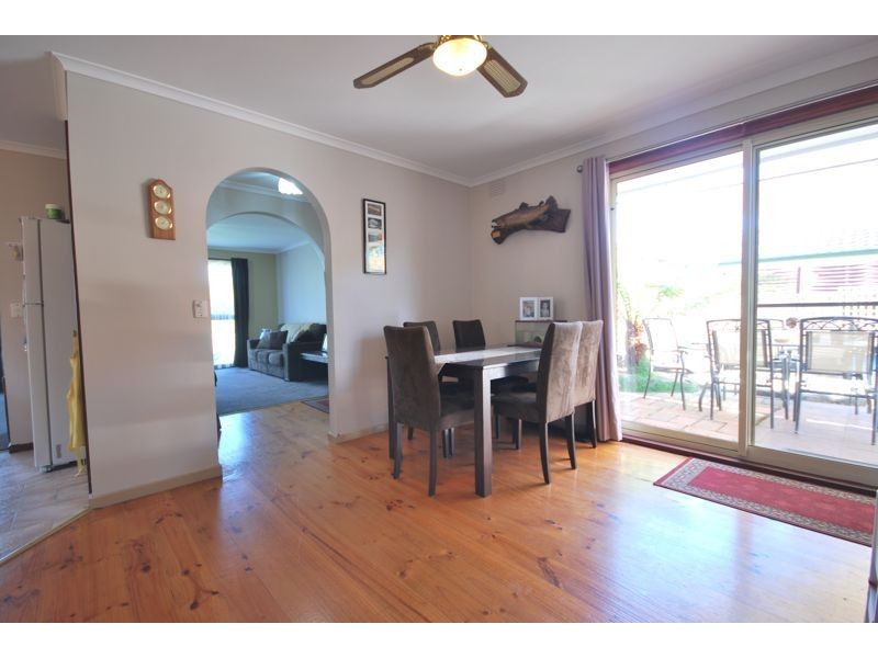 3 Geoffrey Court, Cranbourne VIC 3977
