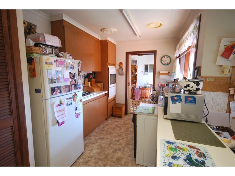 5 Ruffy Drive, Cranbourne VIC 3977