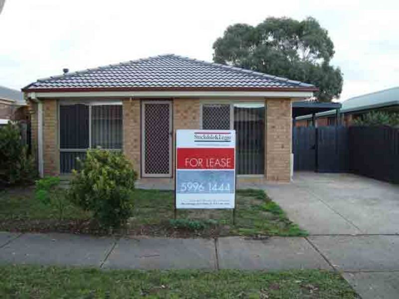39 Raisell Road, Cranbourne West VIC 3977