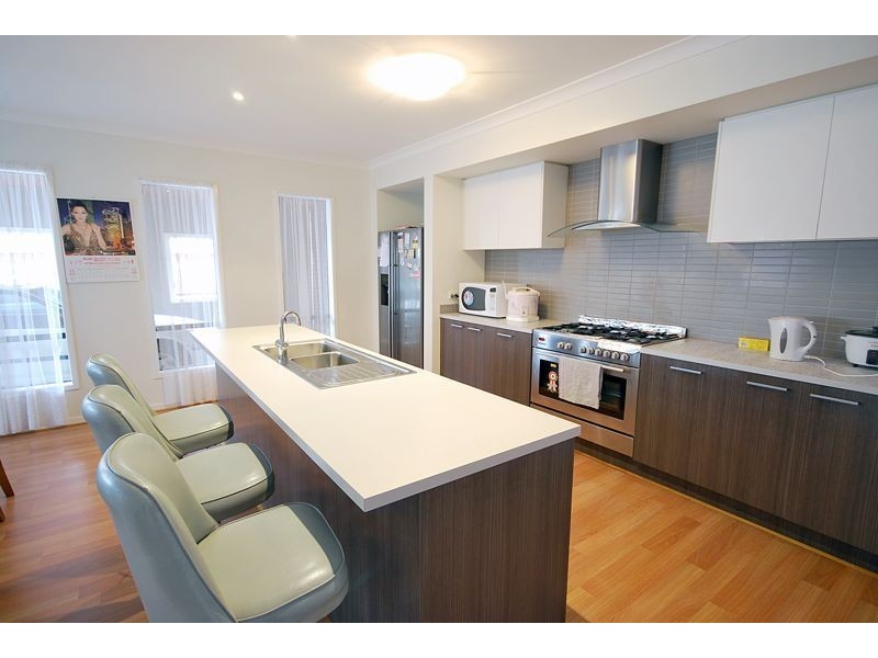 Cranbourne North VIC 3977