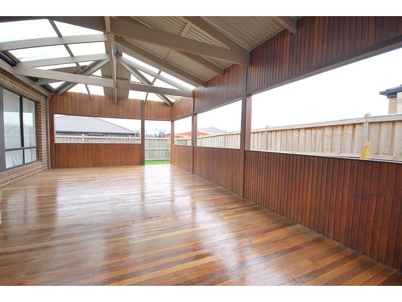 Cranbourne North VIC 3977