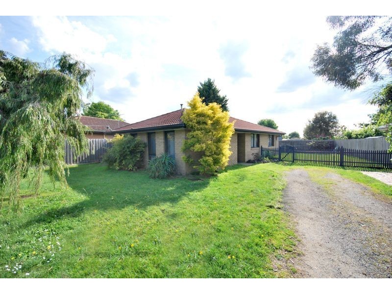 3 Sidney Street, Cranbourne VIC 3977