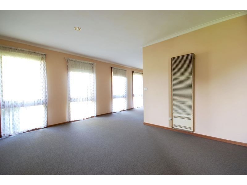 3 Sidney Street, Cranbourne VIC 3977