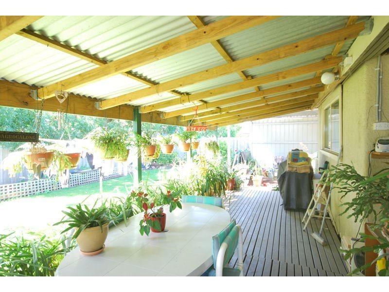 4 McLaren Avenue, Cranbourne VIC 3977