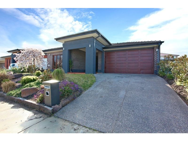 Cranbourne North VIC 3977