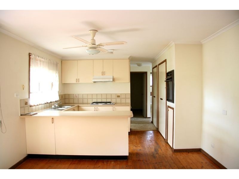 2/31 Cranbourne Place, Cranbourne VIC 3977