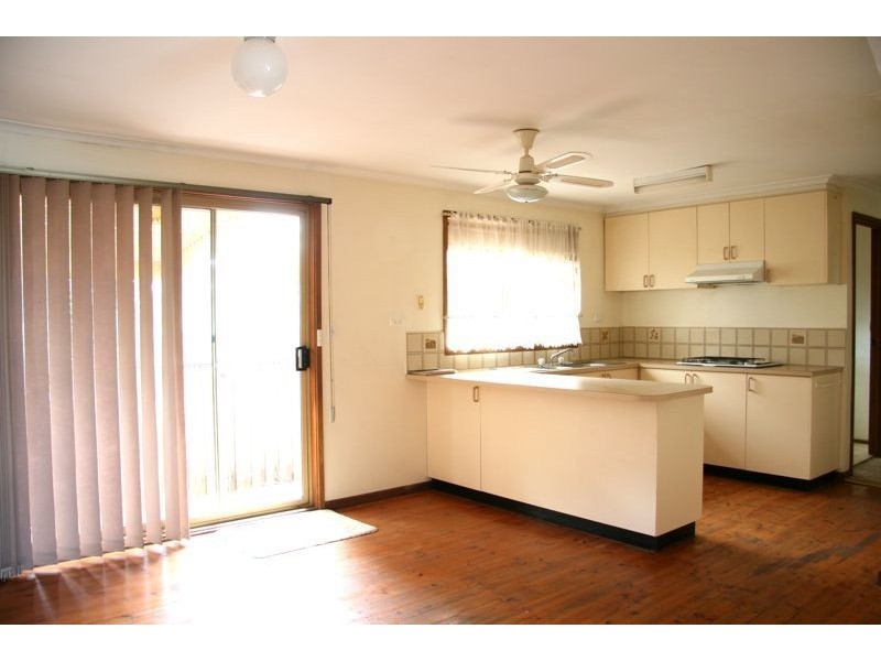 2/31 Cranbourne Place, Cranbourne VIC 3977