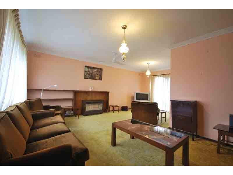 64 Cochrane Street, Cranbourne VIC 3977