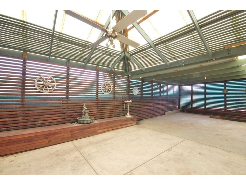 24 Phelan Drive, Cranbourne North VIC 3977