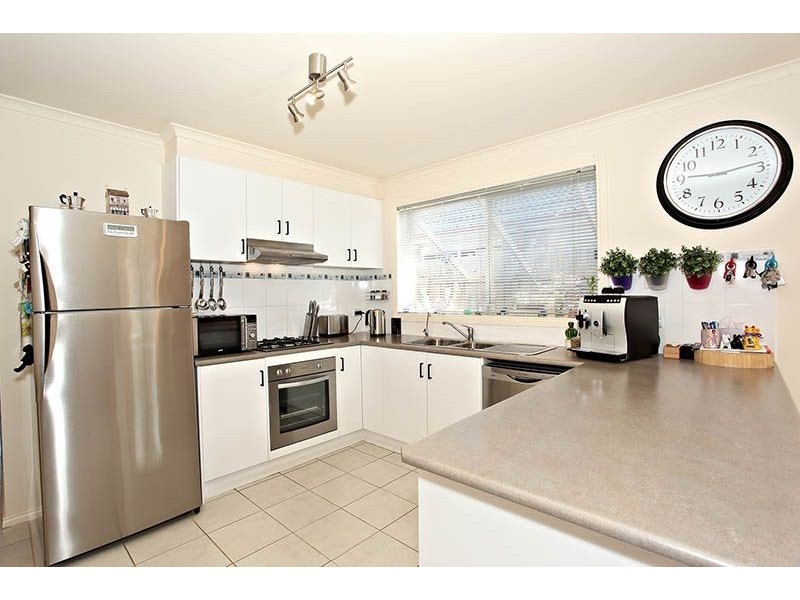 10a Providence Drive, Cranbourne West VIC 3977