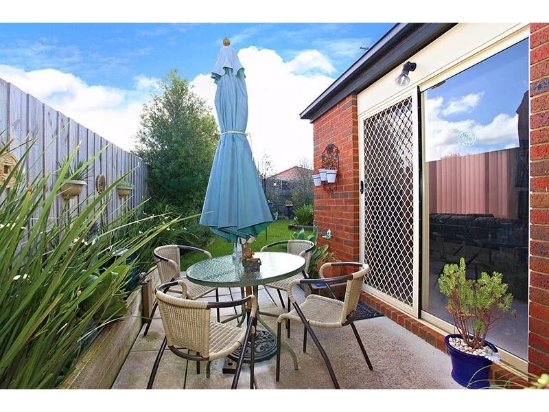 10a Providence Drive, Cranbourne West VIC 3977