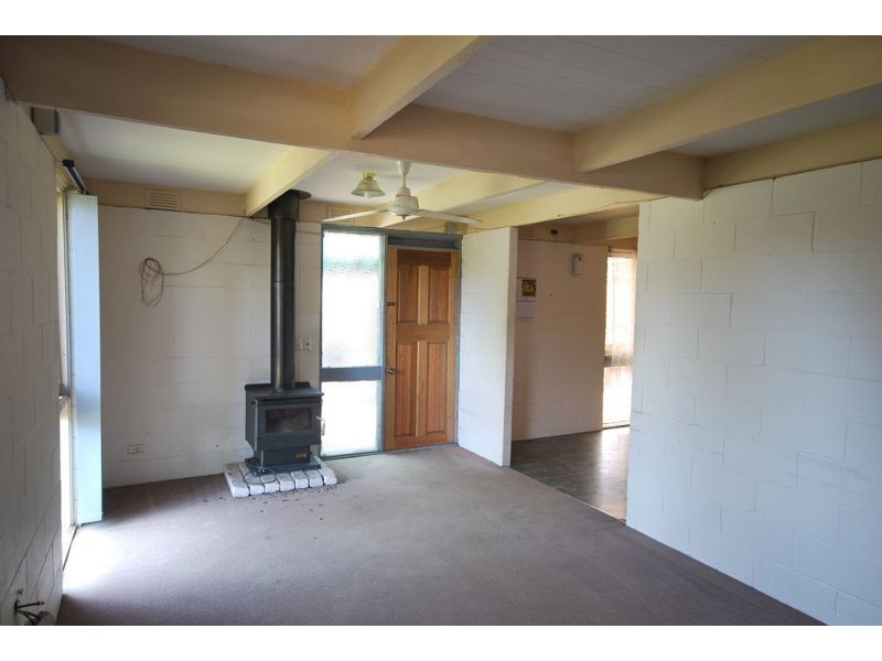 31 Spring Road, Junction Village VIC 3977