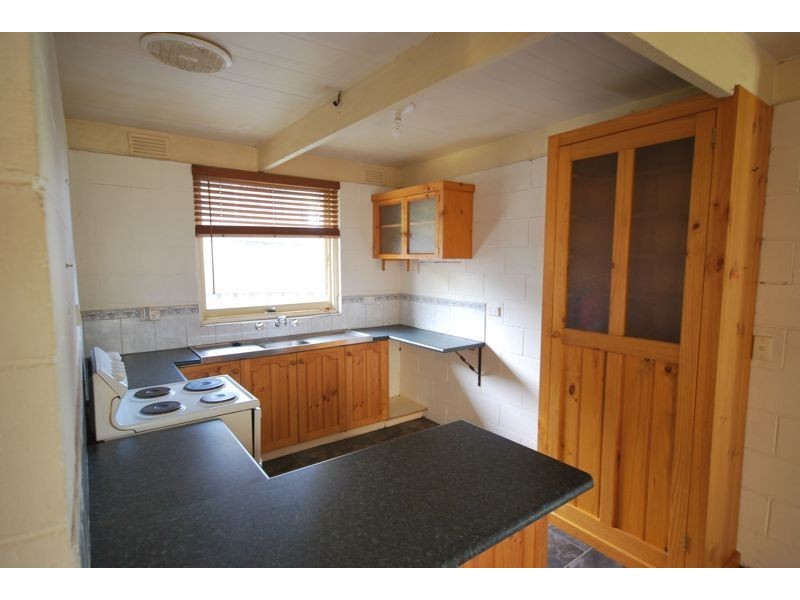 31 Spring Road, Junction Village VIC 3977