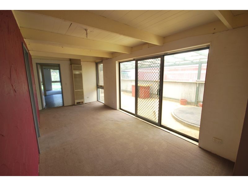 31 Spring Road, Junction Village VIC 3977