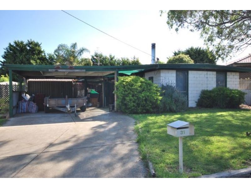 31 Spring road, Junction Village VIC 3977