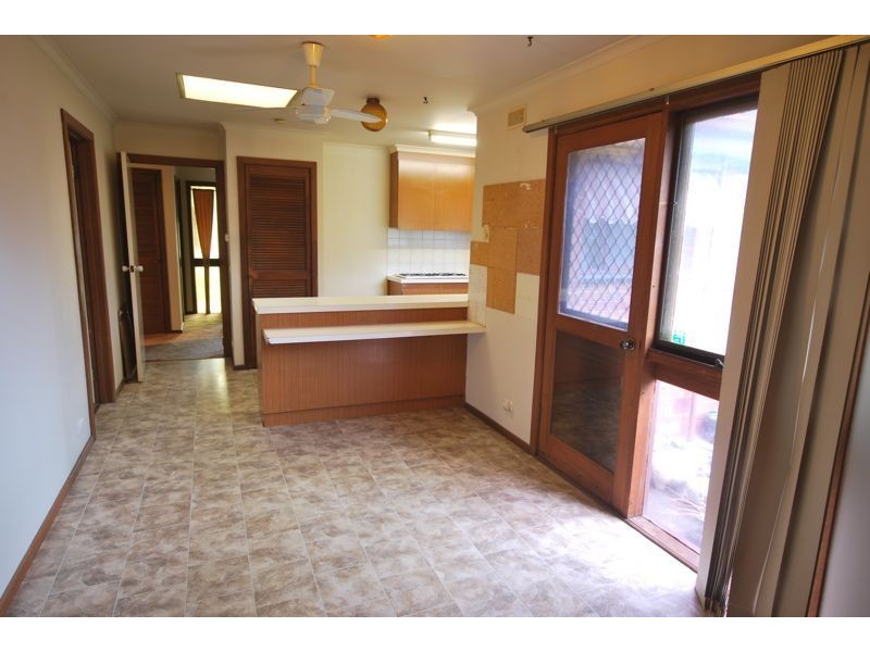 5 Ruffy Drive, Cranbourne VIC 3977